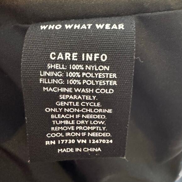 Who What Wear Metallic Silver Puffer Jacket Women’s Medium Shiny Winter Coat - Picture 5 of 6